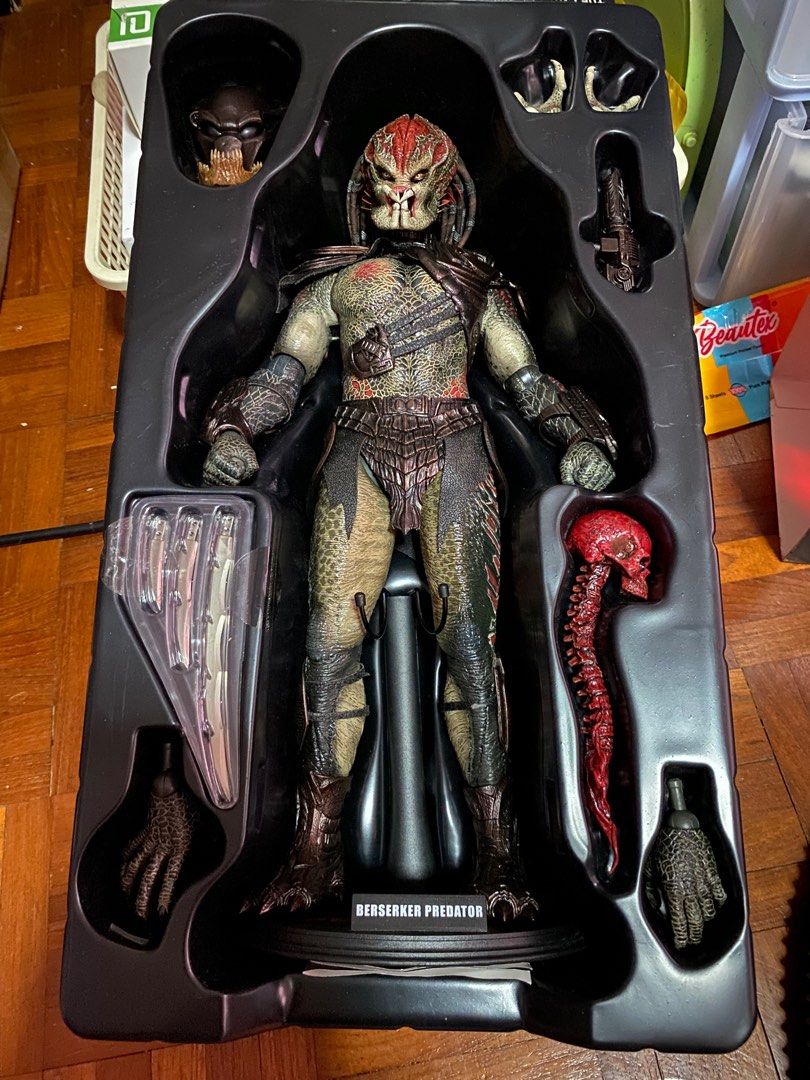 Hot Toys Hottoys Berserker Predator MIB Alien Hobbies Toys Toys Games On Carousell