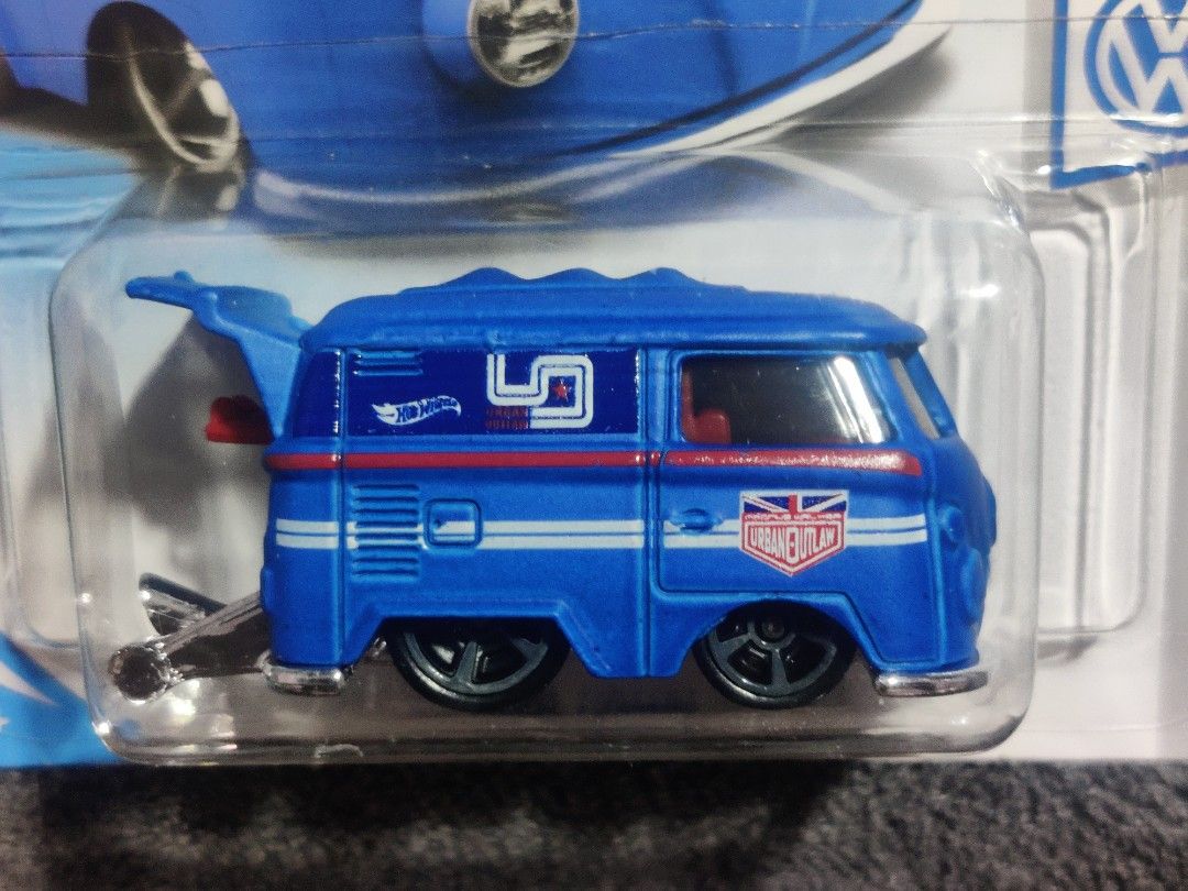 Hot Wheels Urban Outlaw Magnus Walker Volkswagen Kool Kombi Blue Hobbies Toys Toys Games