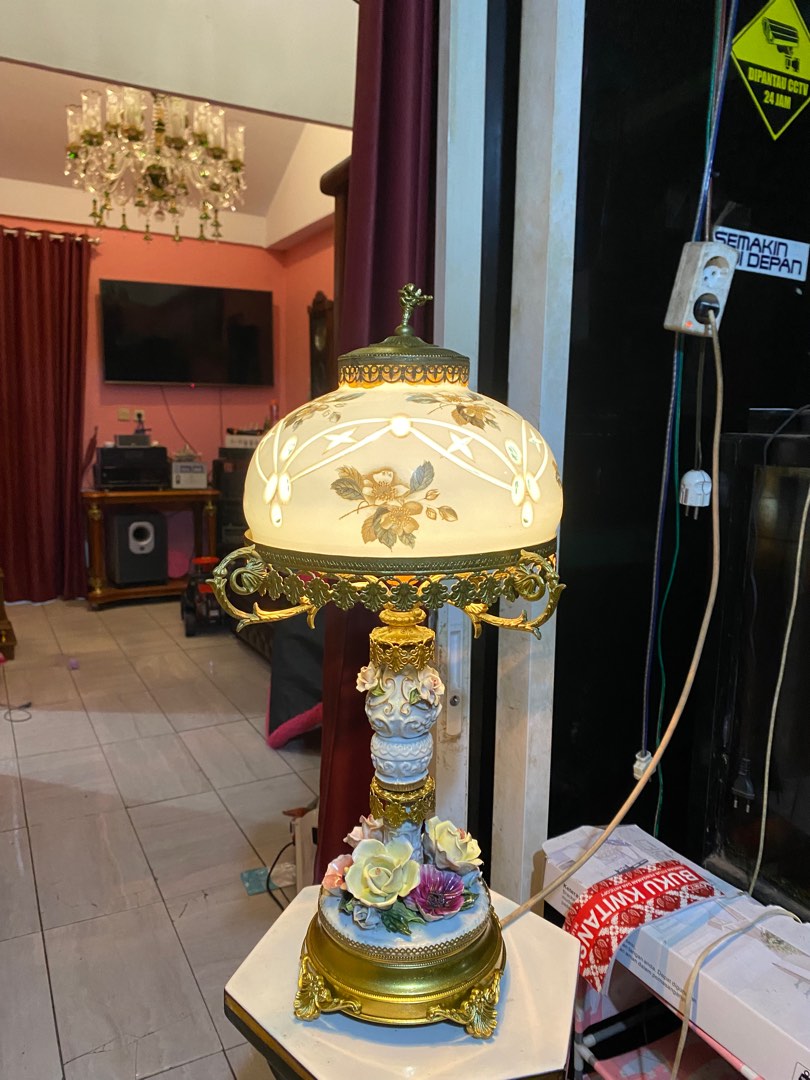 Lampu Capodimonte Antik Pajangan Di Carousell