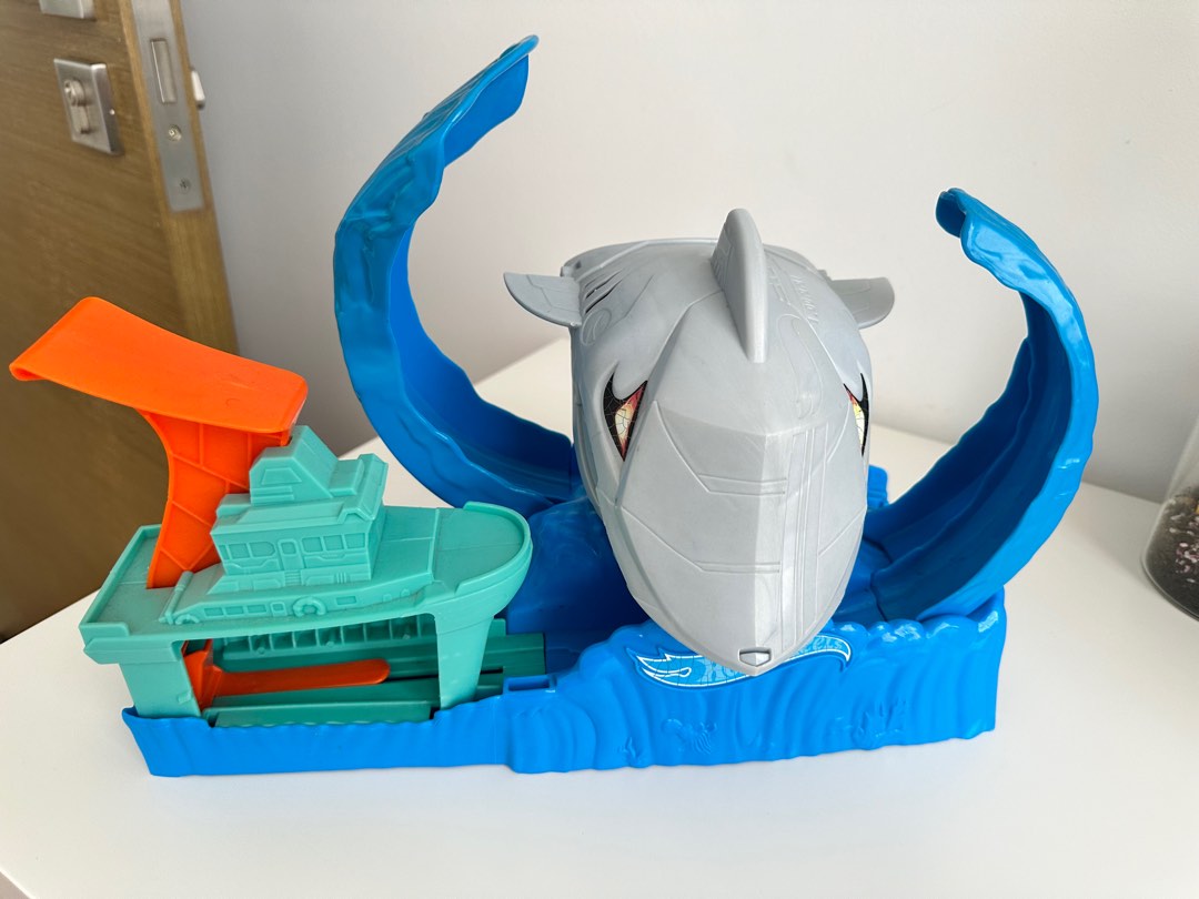 Hot Wheels City Robo Shark Frenzy Play Everything Else On Carousell