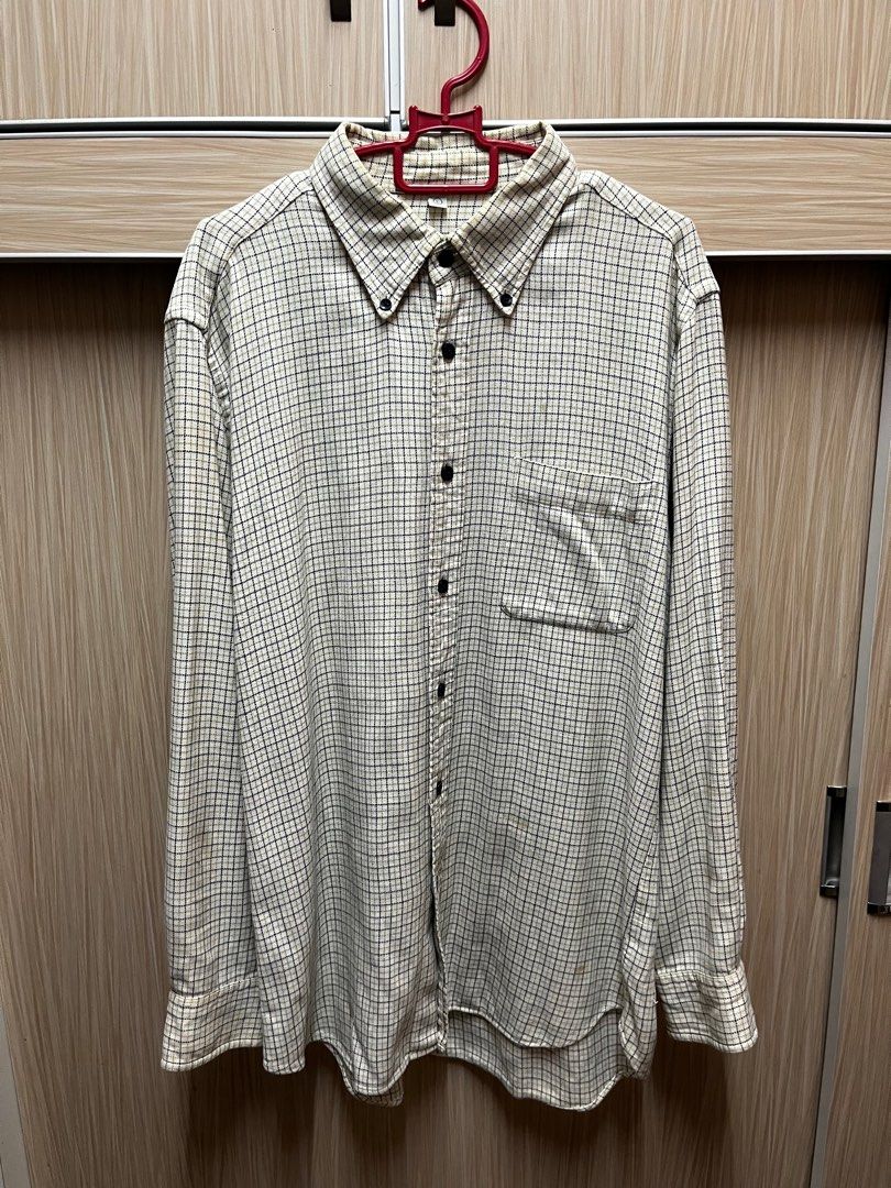 Uniqlo Flannel Nude Women S Fashion Tops Shirts On Carousell