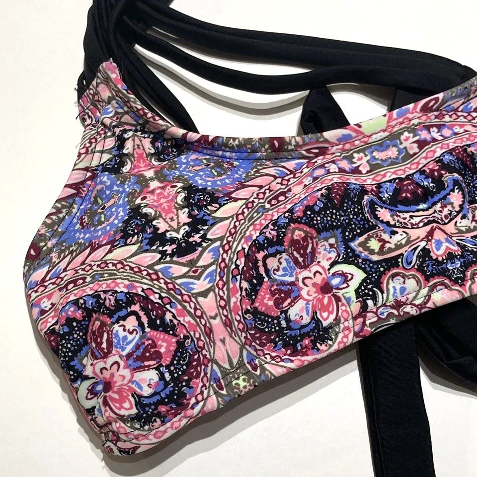 Paisley Bikini Top Women S Fashion Swimwear Bikinis Swimsuits On Carousell