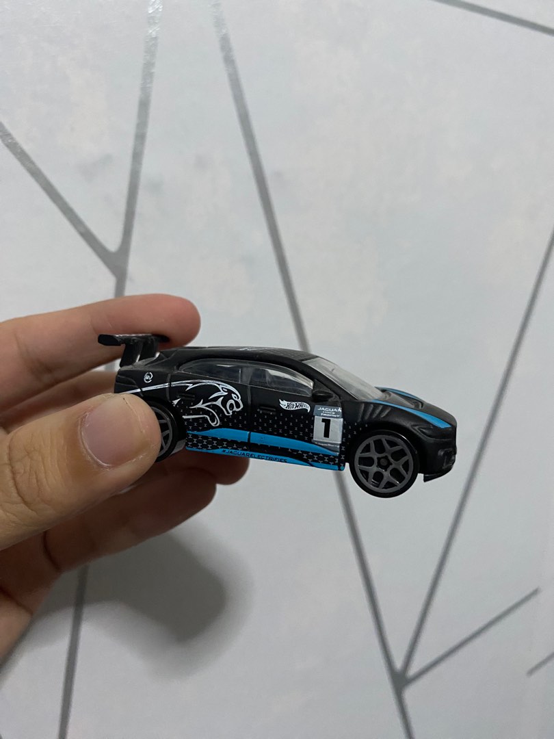 Hot Wheels Jaguar I Pace ETrophy Hobbies Toys Toys Games On Carousell