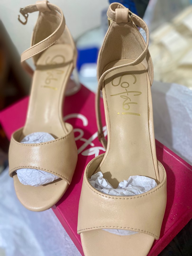 So Fab Nude Heels Women S Fashion Footwear Heels On Carousell