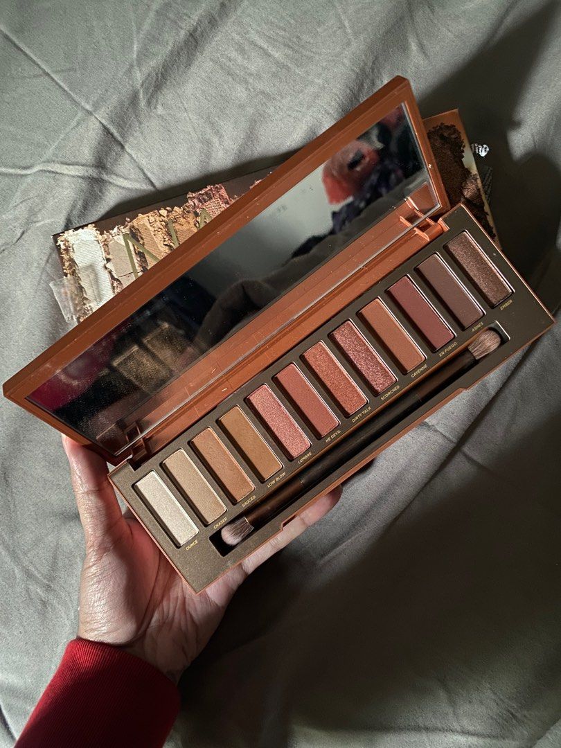 Naked Heat Urban Decay Kesehatan Kecantikan Rias Wajah Di Carousell