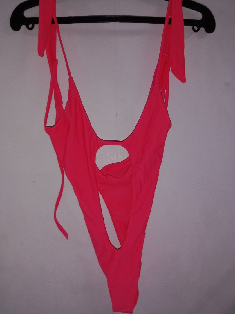Neon Pink Bikini New Swimwear Women One Piece Swimsuit Chain Sexy Biquini Bathing Suit Thong One