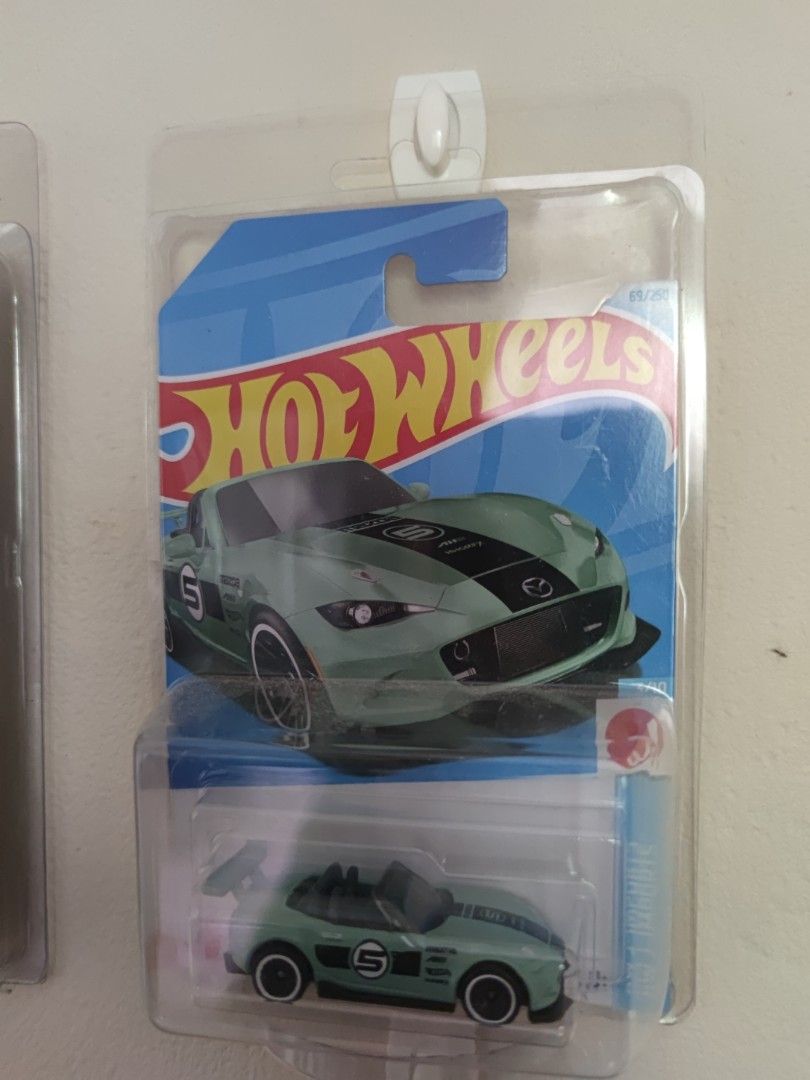 Hot Wheels Majorette Matchbox Lot Hobbies Toys Toys Games On Carousell