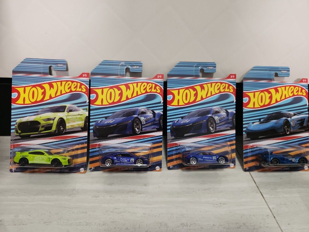 Hot Wheels Racing Circuit Mustang Nsx Koenigsegg Hobbies Toys Toys Games On Carousell