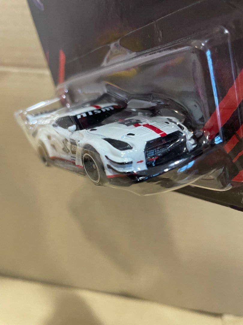 Hot Wheels Pop Culture Gran Turismo Nissan Gt R Nismo Gt Hobbies Toys Toys Games On Carousell