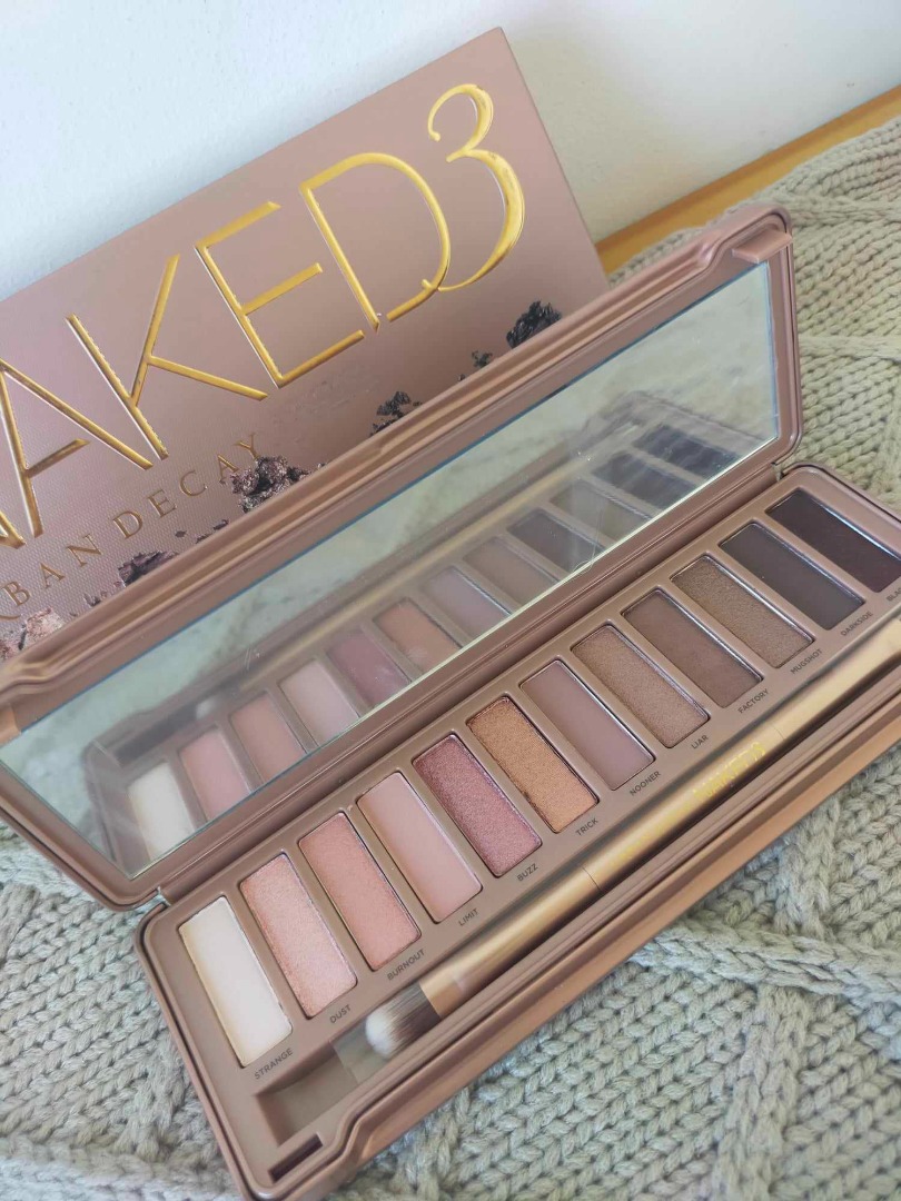 Naked 3 Eyeshadow Palette By Urban Decay Beauty Personal Care Face Makeup On Carousell