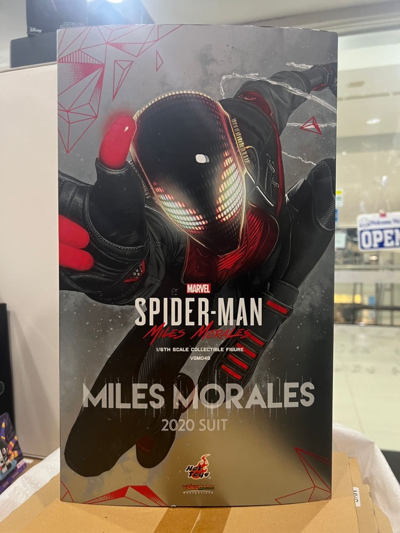 Hot Toys VGM Marvels Spider Man Miles Morales Miles Morales Suit Th Scale