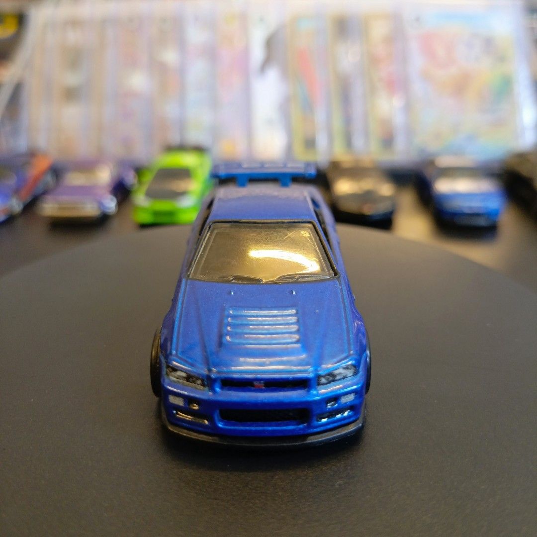 Hot Wheels Nissan Skyline Gt R R Retro Fnf Premium Hobbies Toys Toys Games On Carousell