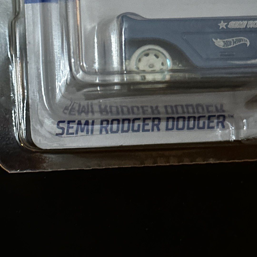 Free Protector Semi Rodger Dodger Hot Wheels Track Fleet 2024 Hobbies Toys Toys Games
