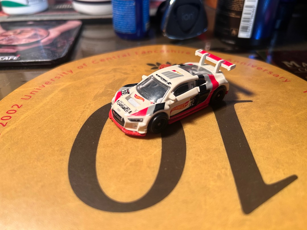 Hot Wheels Audi R Lms Hobbies Toys Toys Games On Carousell