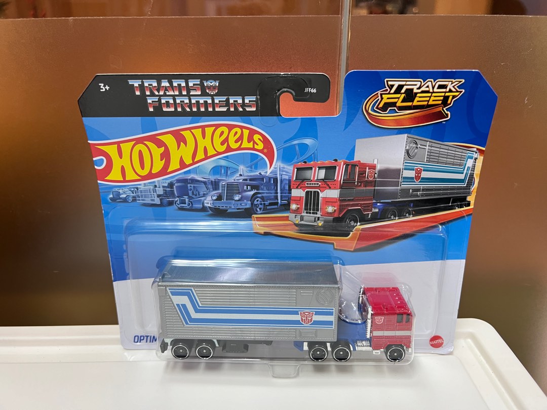 Hot Wheels Trackfleet Transformer Optimus Prime Hobbies Toys Toys Games On Carousell