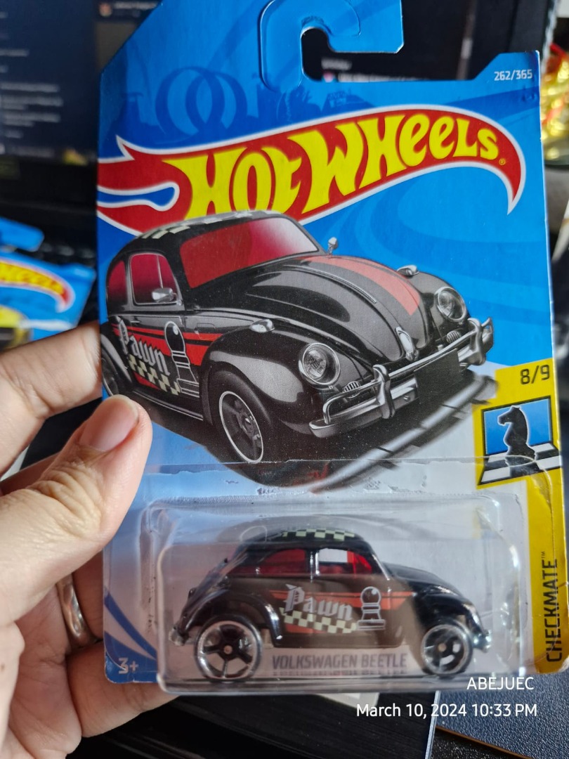 HOT WHEELS CHECKMATE SERIES PAWN VOLKSWAGEN BEETLE BLACK TH ANNIVERSARY Hobbies Toys