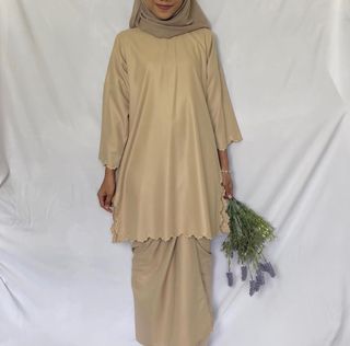 Saoi M Kurung Klasik In Embun Pagi Nude Women S Fashion Muslimah
