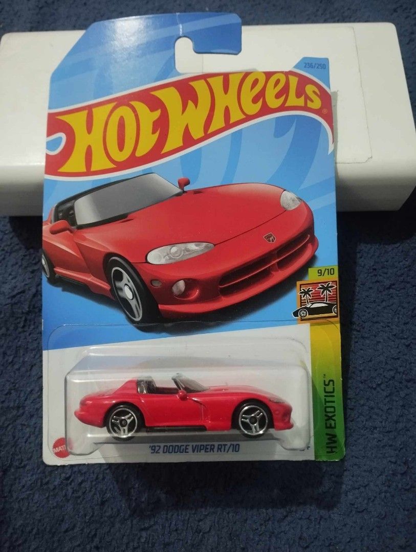 Hot Wheels Dodge Viper Rt Hobbies Toys Toys Games On Carousell