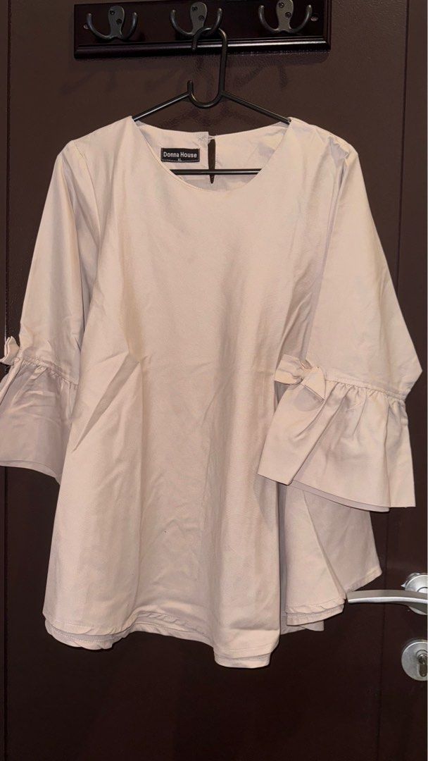 Top Nude Pink Lengan Pita Fesyen Wanita Pakaian Wanita Atasan Di Carousell