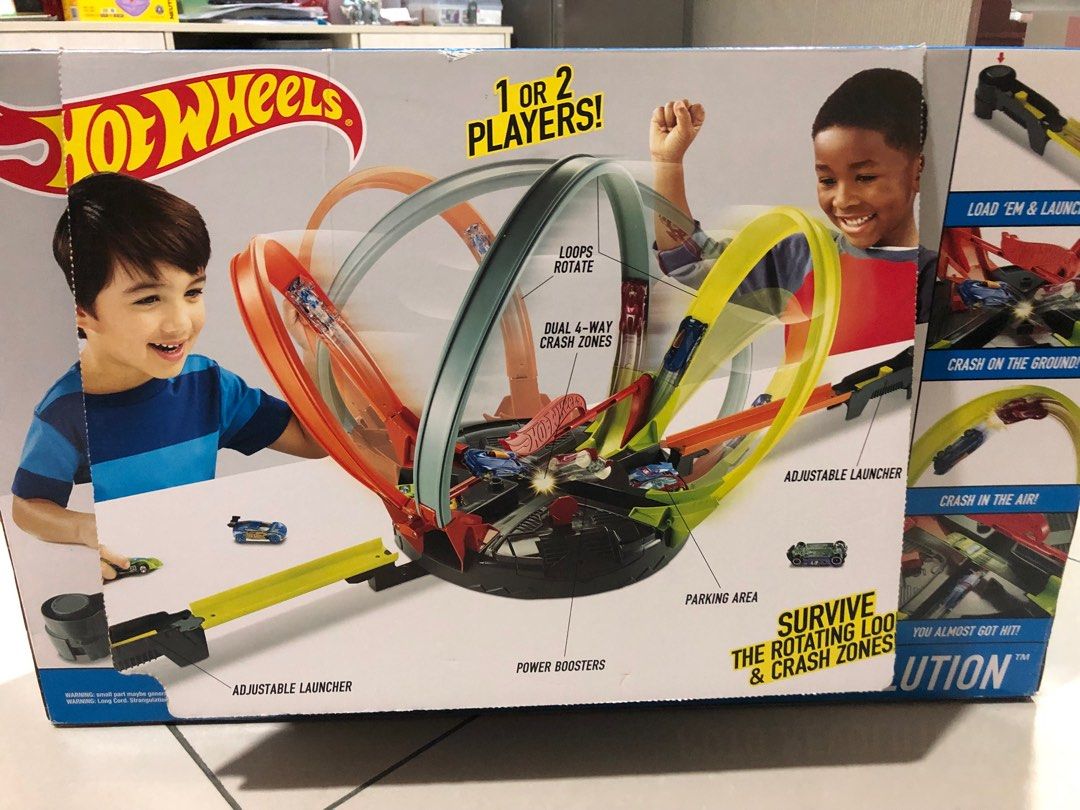 Hot Wheels Roto Revolution Hobbies Toys Toys Games On Carousell
