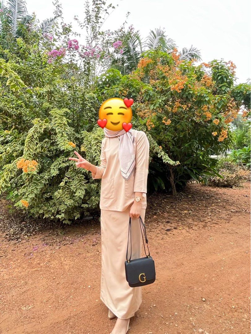 Nude Kurung Set Women S Fashion Muslimah Fashion Baju Kurung Sets On Carousell