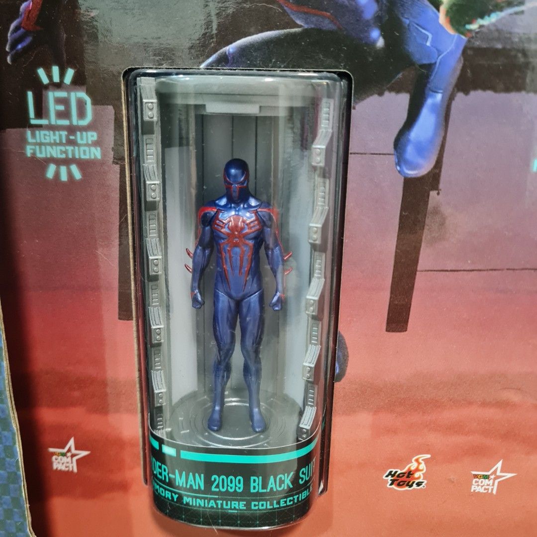 Marvel Miniature Hot Toys Spider Man Armory Collectible Set Series Hobbies Toys Toys