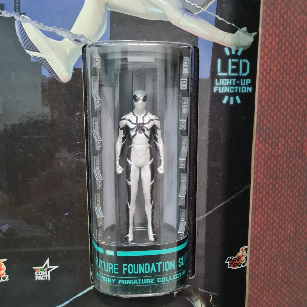 Marvel Miniature Hot Toys Spider Man Armory Collectible Set Series Hobbies Toys Toys