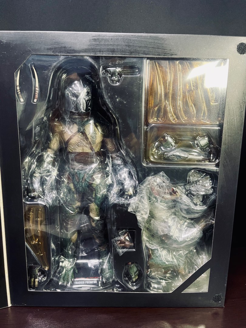 Predator Tracker Hot Toys Hobbies Toys Toys Games On Carousell