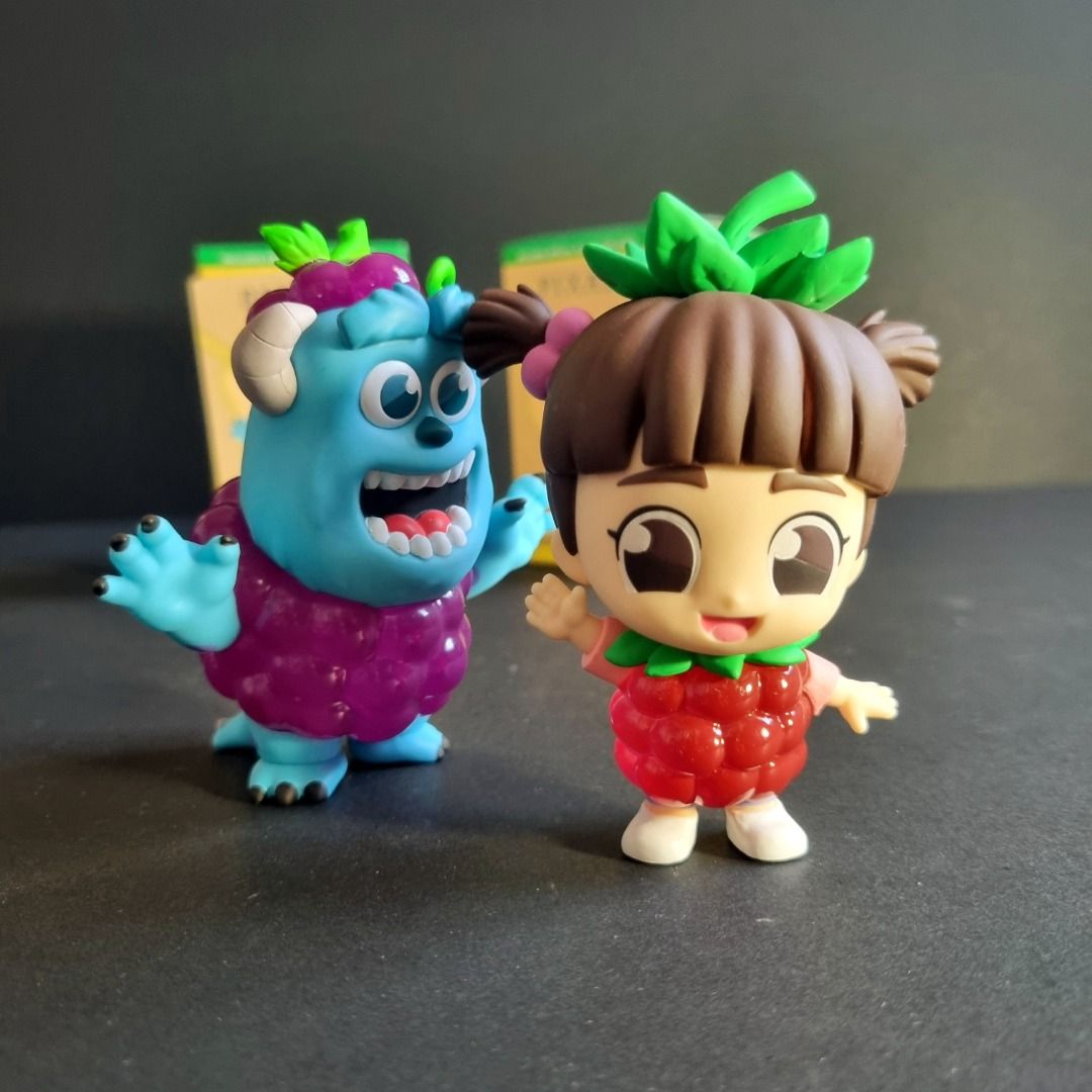 Hot Toys Disney Pixar Monsters Inc Cosbi Set Sulley Boo Hobbies Toys Toys Games On