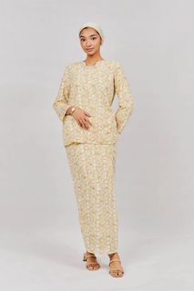 Saoi M Kurung Klasik In Embun Pagi Nude Women S Fashion Muslimah
