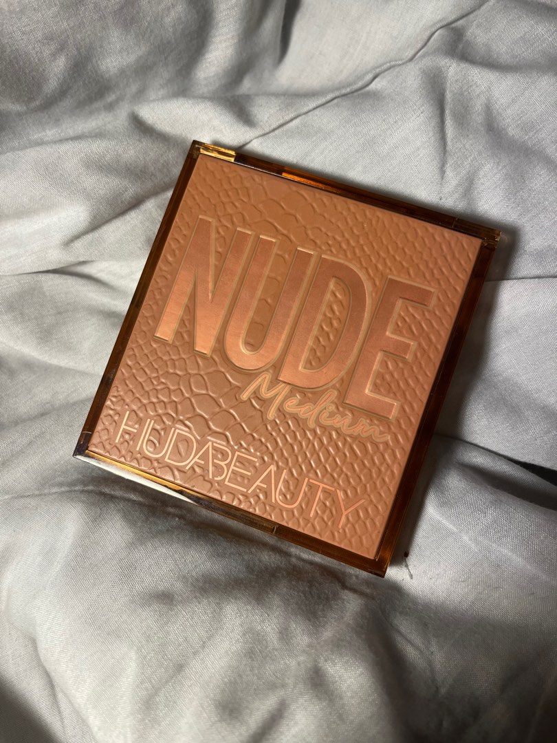 Huda Beauty Nude Obsessions Eyeshadow Palette Medium Beauty