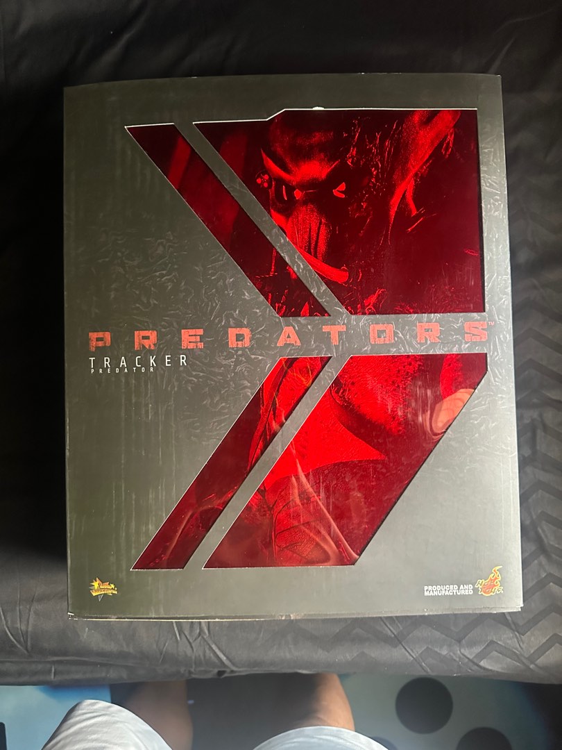 Hot Toys Predator Tracker Hobbies Toys Toys Games On Carousell