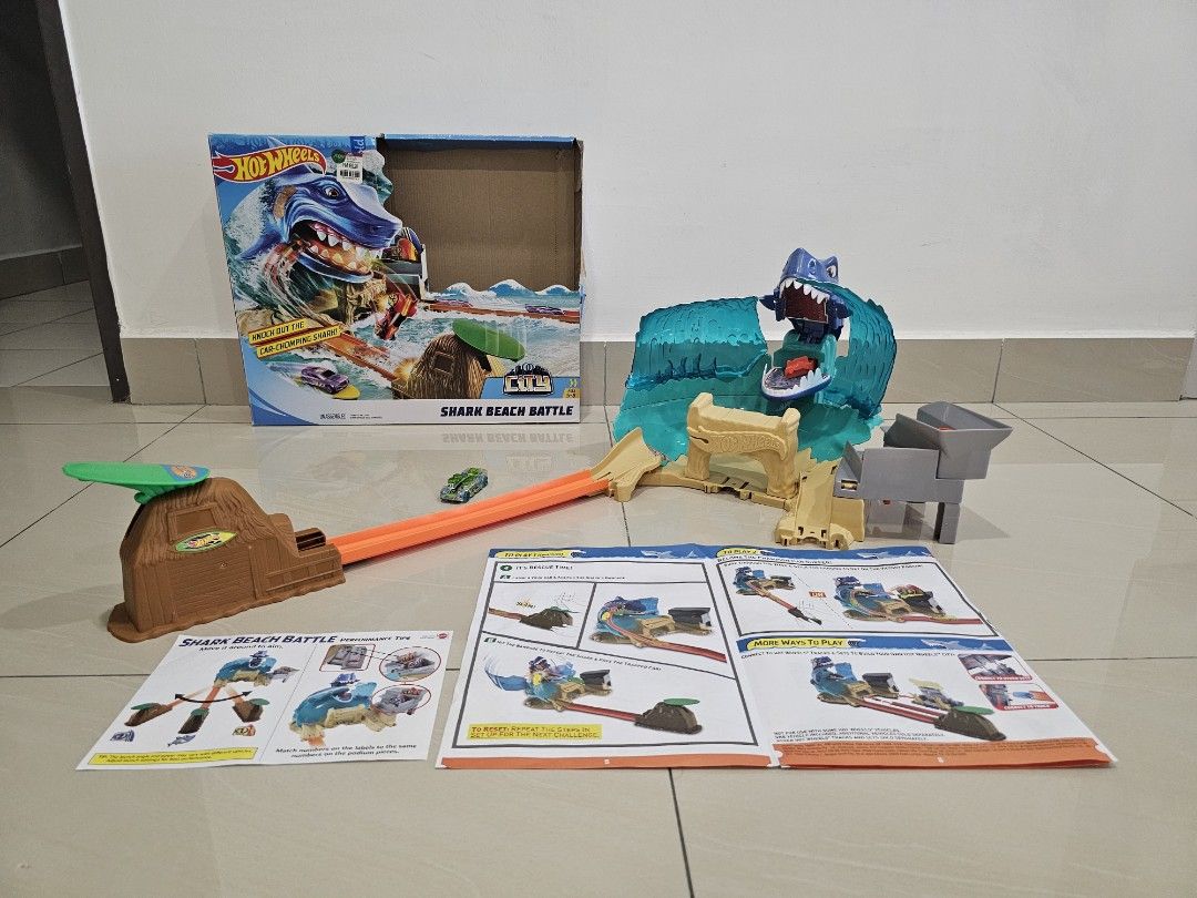 Hot Wheels Shark Beach Battle Hobbies Toys Toys Games On Carousell