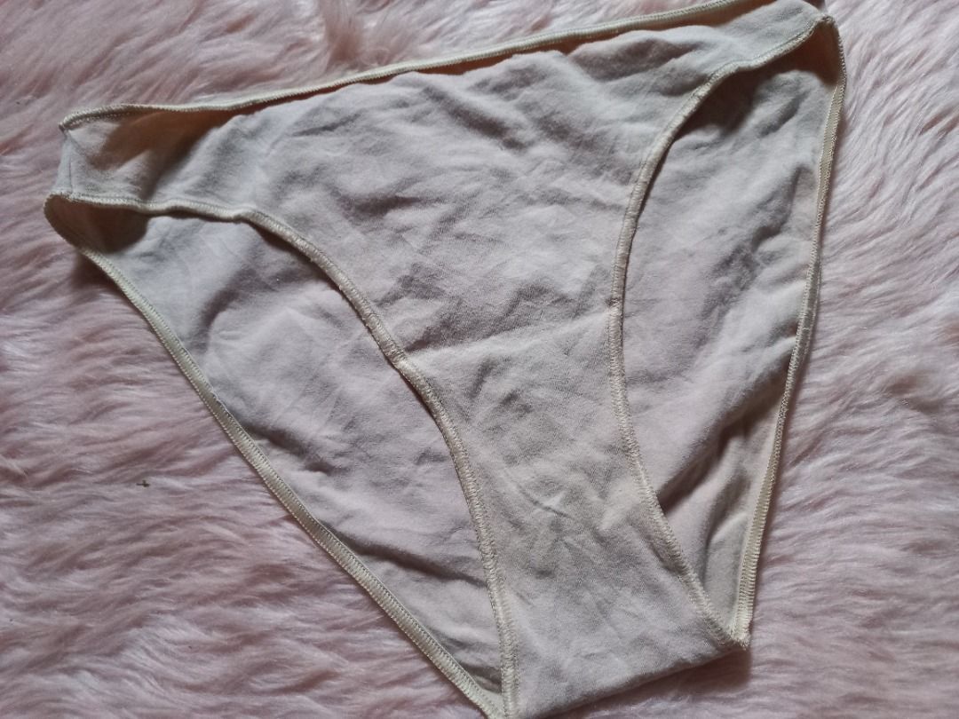 SEAMLESS NUDE BIKINI PANTY Women S Fashion Undergarments Loungewear On Carousell