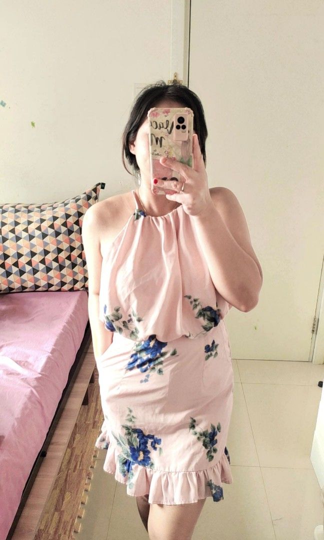 Jumpsuits Nude Turtle Neck Fesyen Wanita Pakaian Wanita Gaun Rok Di Carousell