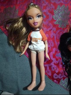 Bratz Bikini Outfitz Limited Edition Hobbies Toys Toys Games On Carousell