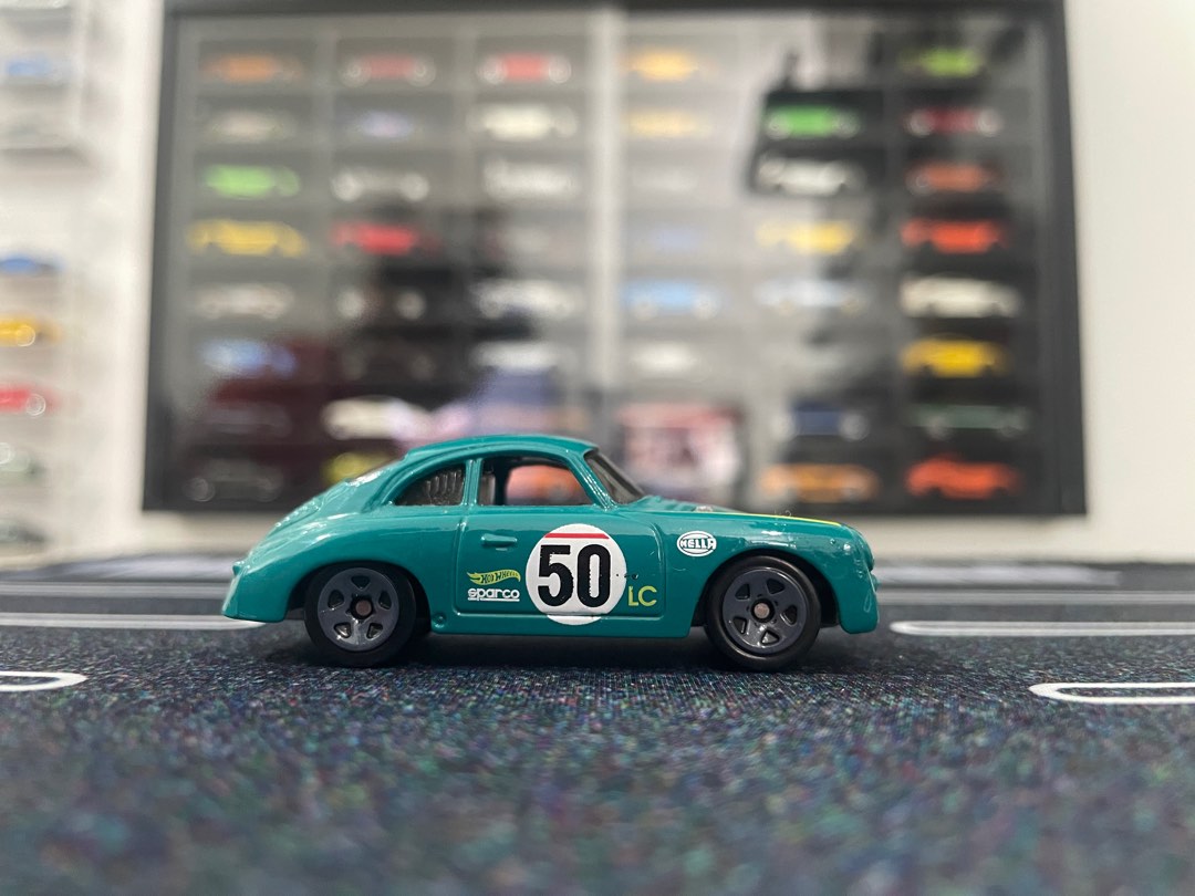 Hot Wheels Porsche Outlaw Loose Hobbies Toys Toys Games On Carousell