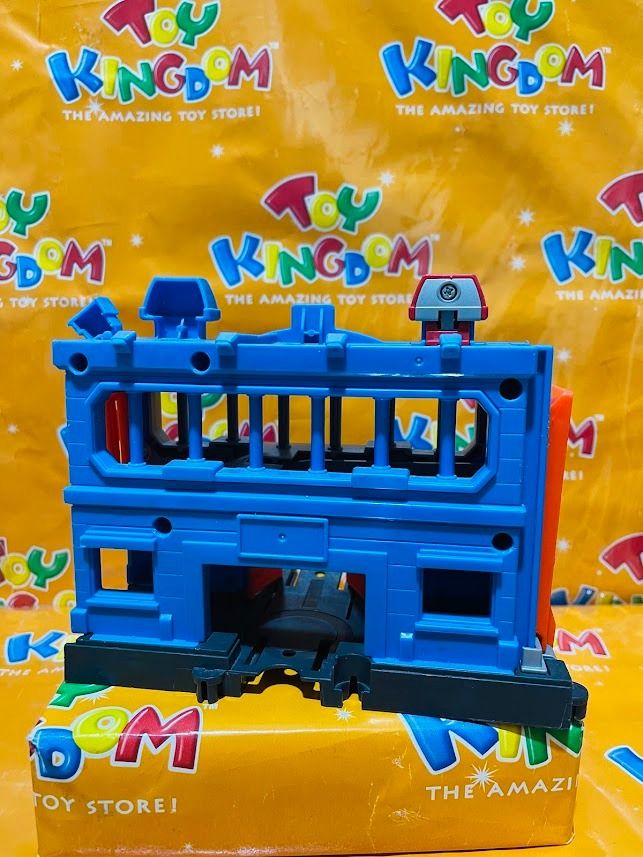 Hot Wheels City Downtown Police Station Breakout Hobbies Toys Toys Games On Carousell