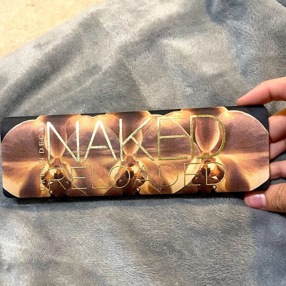 Urban Decay Naked Reoladed Kesehatan Kecantikan Rias Wajah Di Carousell
