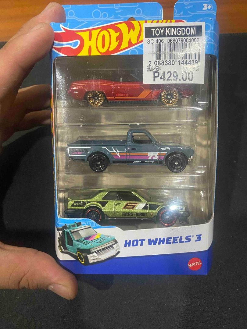 Hot Wheels Tri Pack Nissan Skyline Rs Kdr Datsun Sunny Truck Plymouth Barracuda
