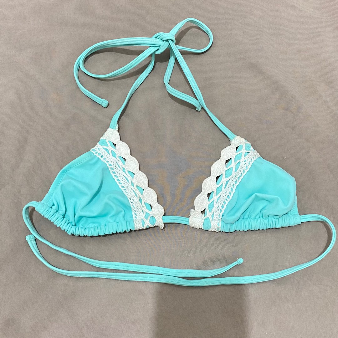 Bikini Beach Swimsuit Triangle Fesyen Wanita Pakaian Wanita Atasan Di Carousell