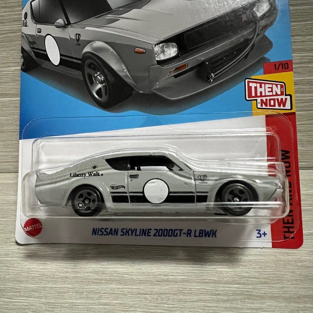 Hot Wheels Hotwheels THEN AND NOW NISSAN SKYLINE 2000GT R LBWK LIBERTY WALK 興趣及遊戲 玩具 遊戲類