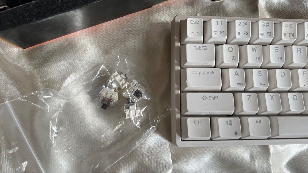 Royal Kludge Rk Plus Rk Tri Mode Rgb Keys Hot Swappable Mechanical Keyboard White Brown