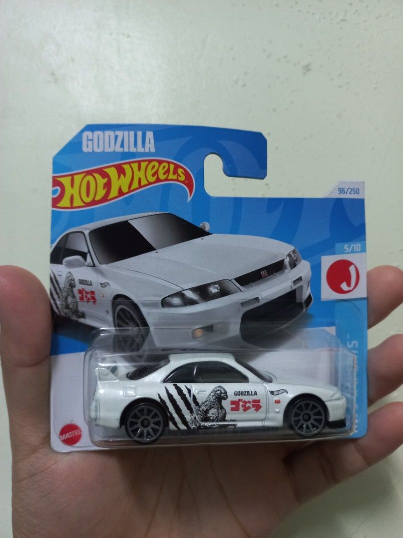 Hot Wheels Godzilla Nissan Skyline Gt R Bcnr Short Card Hobbies