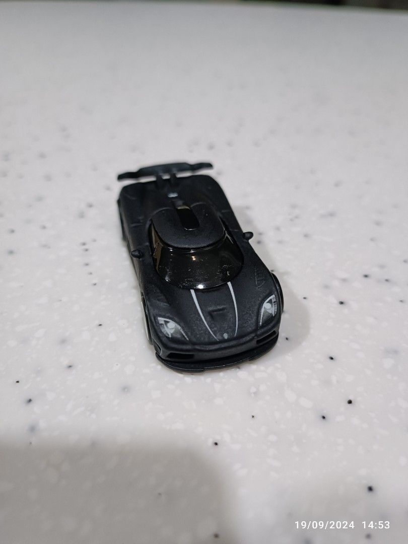 Hot Wheels Koenigsegg Agera R From Garage Box Set Hobbies Toys Toys Games On Carousell