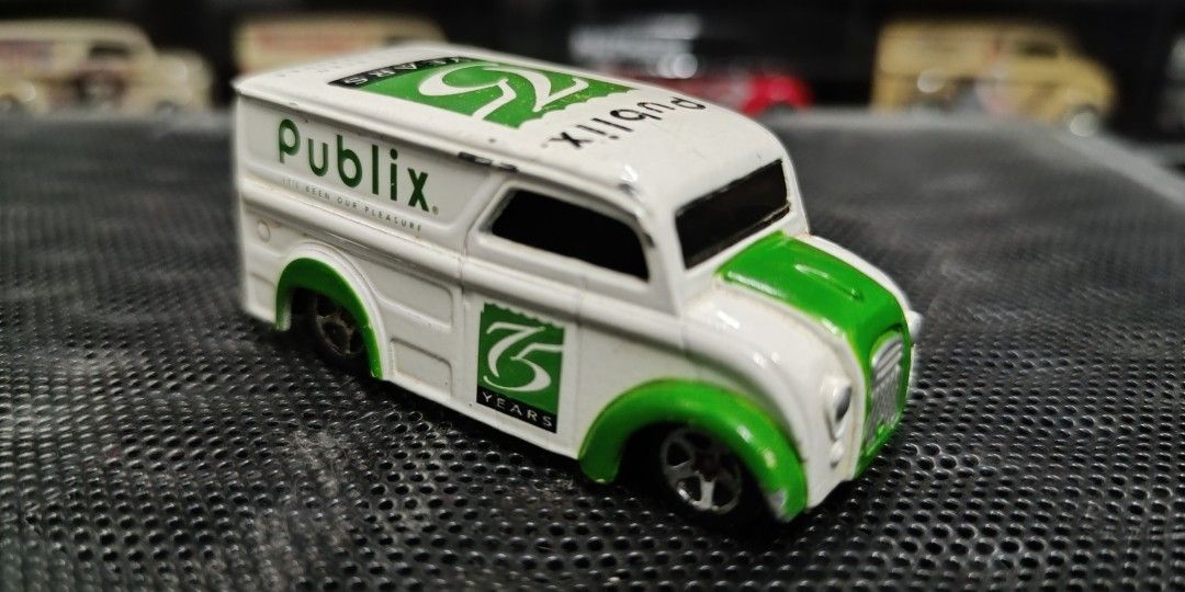 Dairy Delivery Hot Wheels Publix Hobbies Toys Toys Games On Carousell