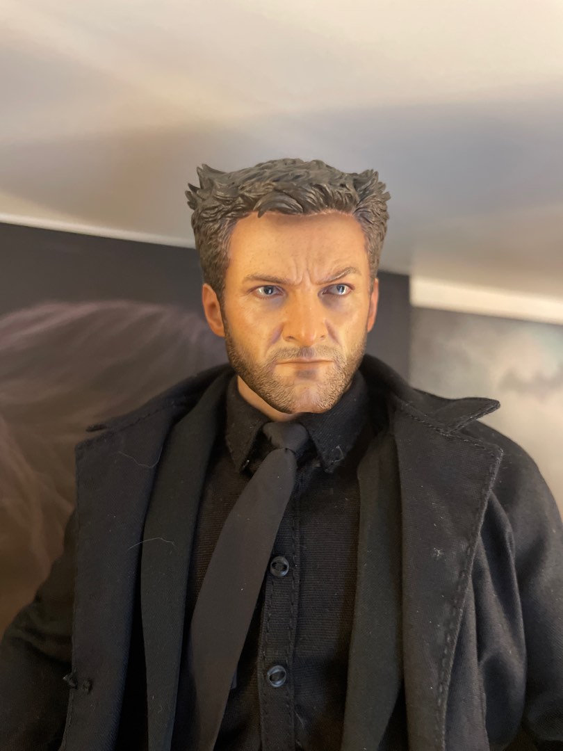 Hot Toys Wolverine Mms Hobbies Toys Toys Games On Carousell