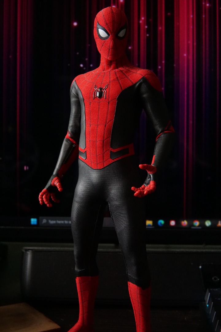 Hot Toys MMS542 Spider Man Far From Home Upgraded Suit Hobbies Toys Toys Games On Carousell