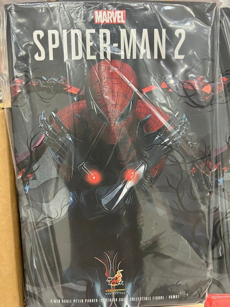 Hot Toys Vgm Marvel S Spider Man Th Scale Peter Parker Superior Suit Collectible