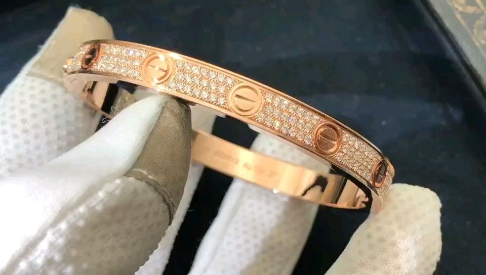 Cartier rose gold store bracelet with diamonds